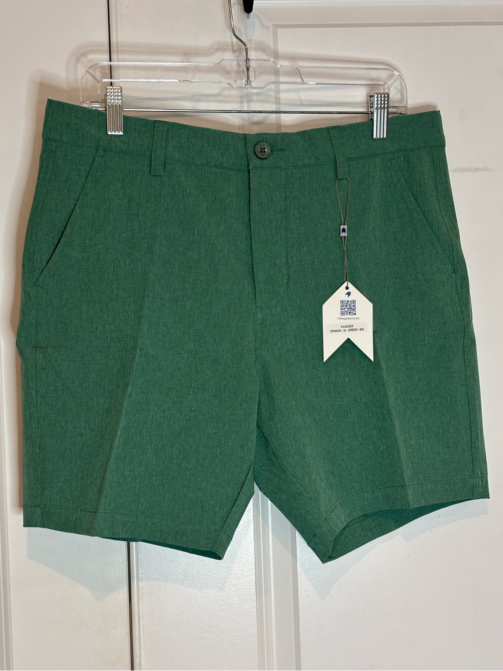 NWT 1764 Signature Xander Golf Shorts 7" Inseam 32 Waist Green